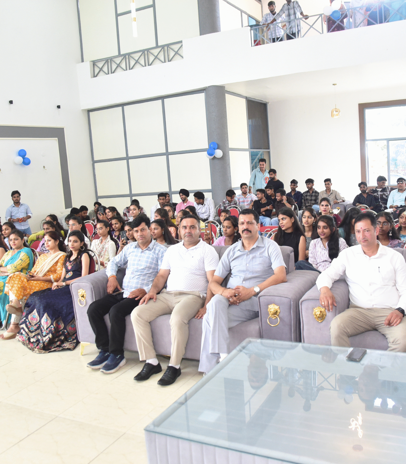 SKS Staff